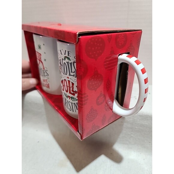 New With Box Christmas Holiday Ceramic Coffee Mugs Set of 2 Hot Cocoa - Picture 7 of 9